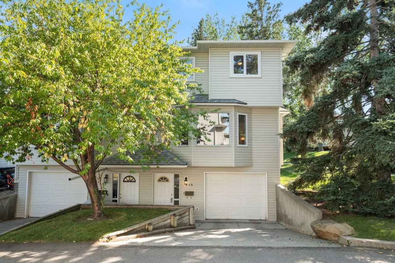 646 Killarney Glen Court SW