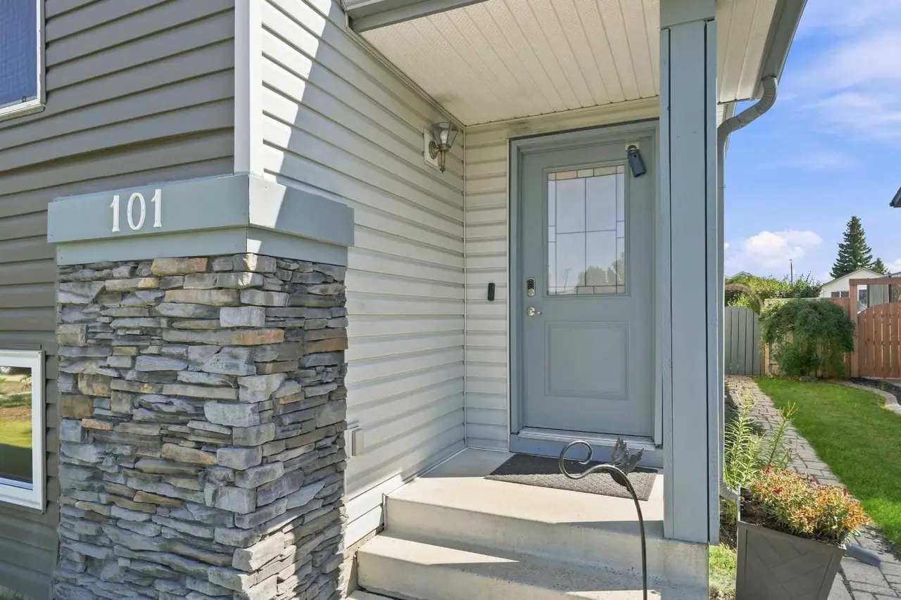 101 Jewell Street 