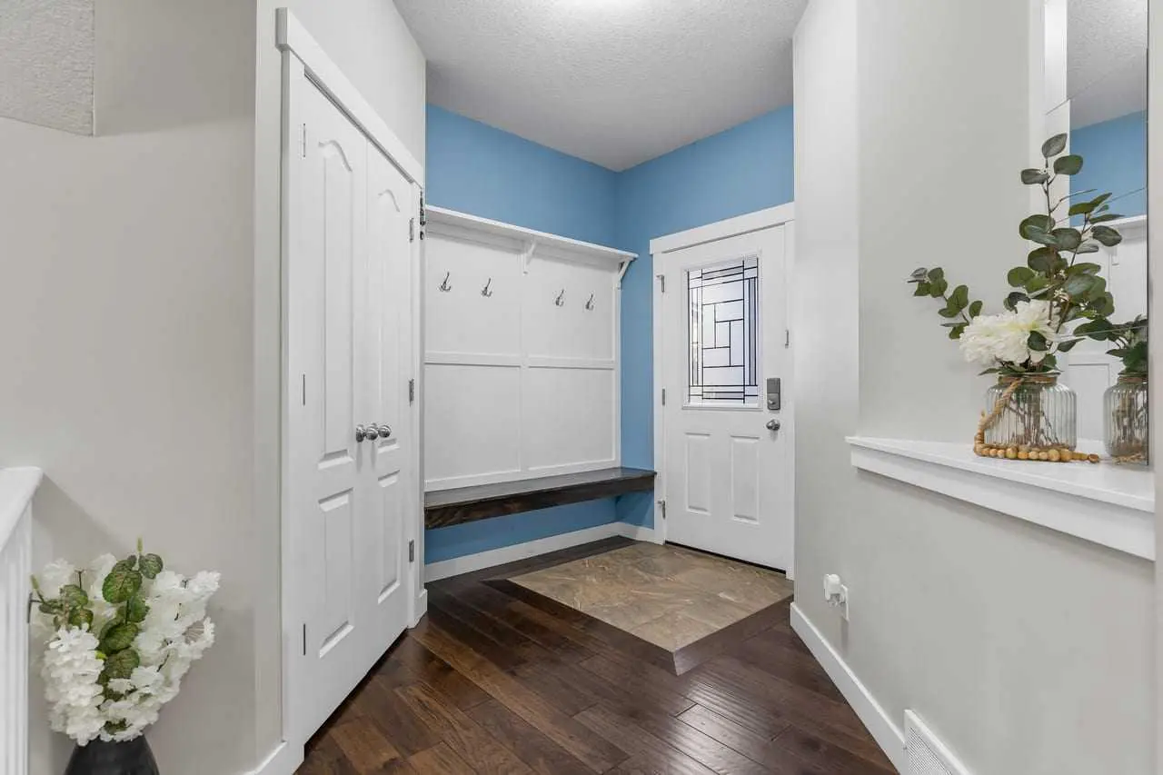 116 Kingsbury Close SE