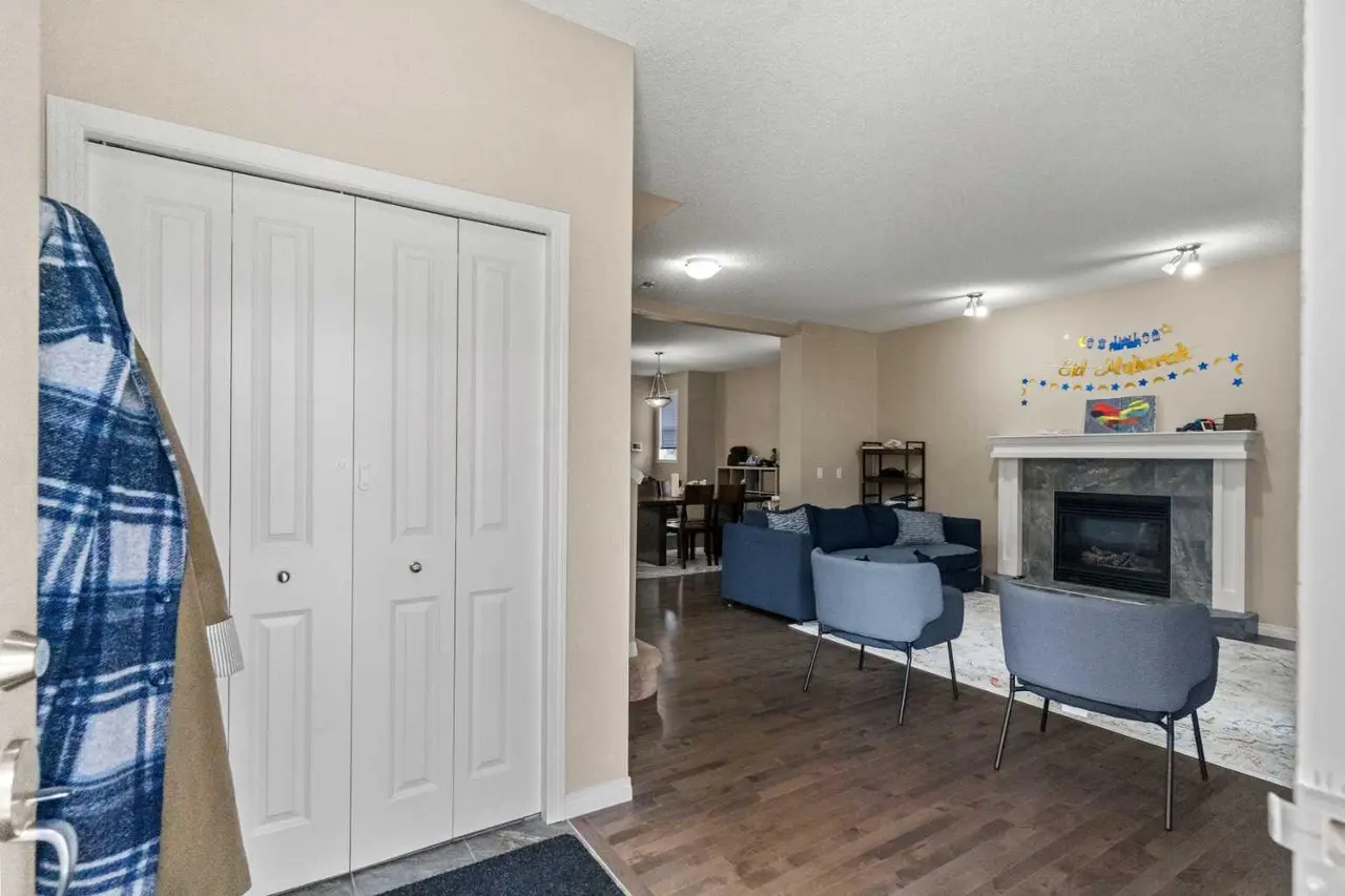 10 Nolanfield Heights NW