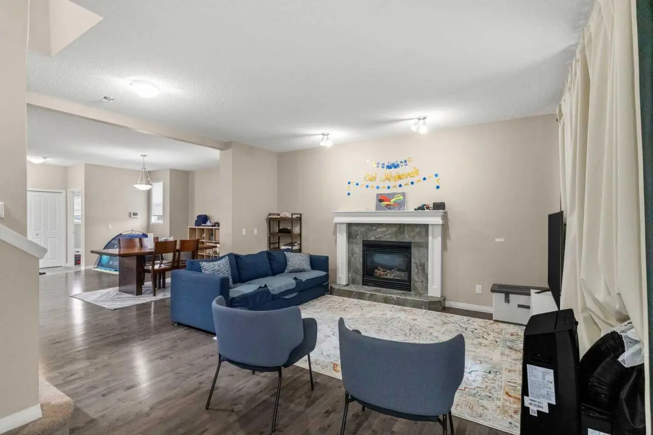 10 Nolanfield Heights NW