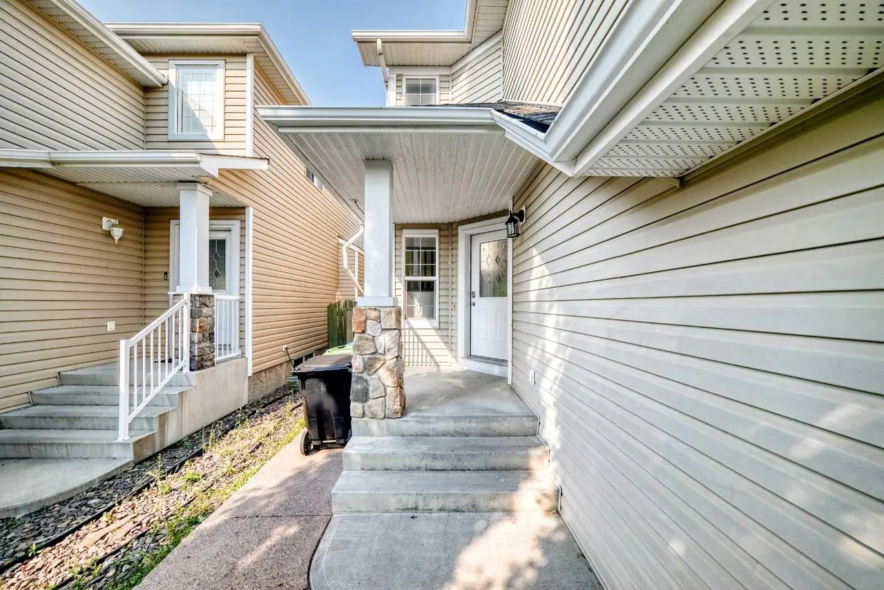294 Cougar Plateau Way SW