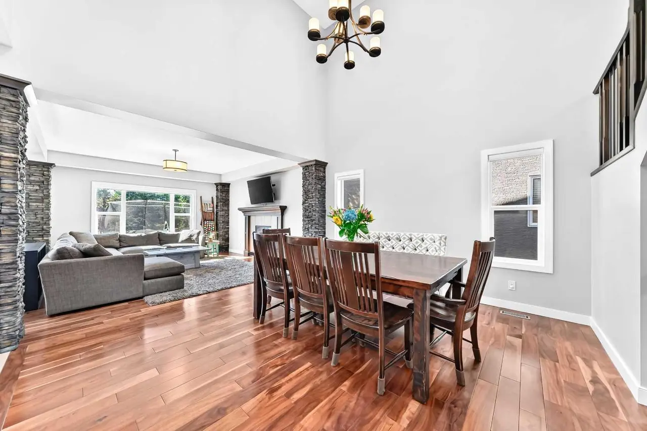 137 Aspenmere Circle 