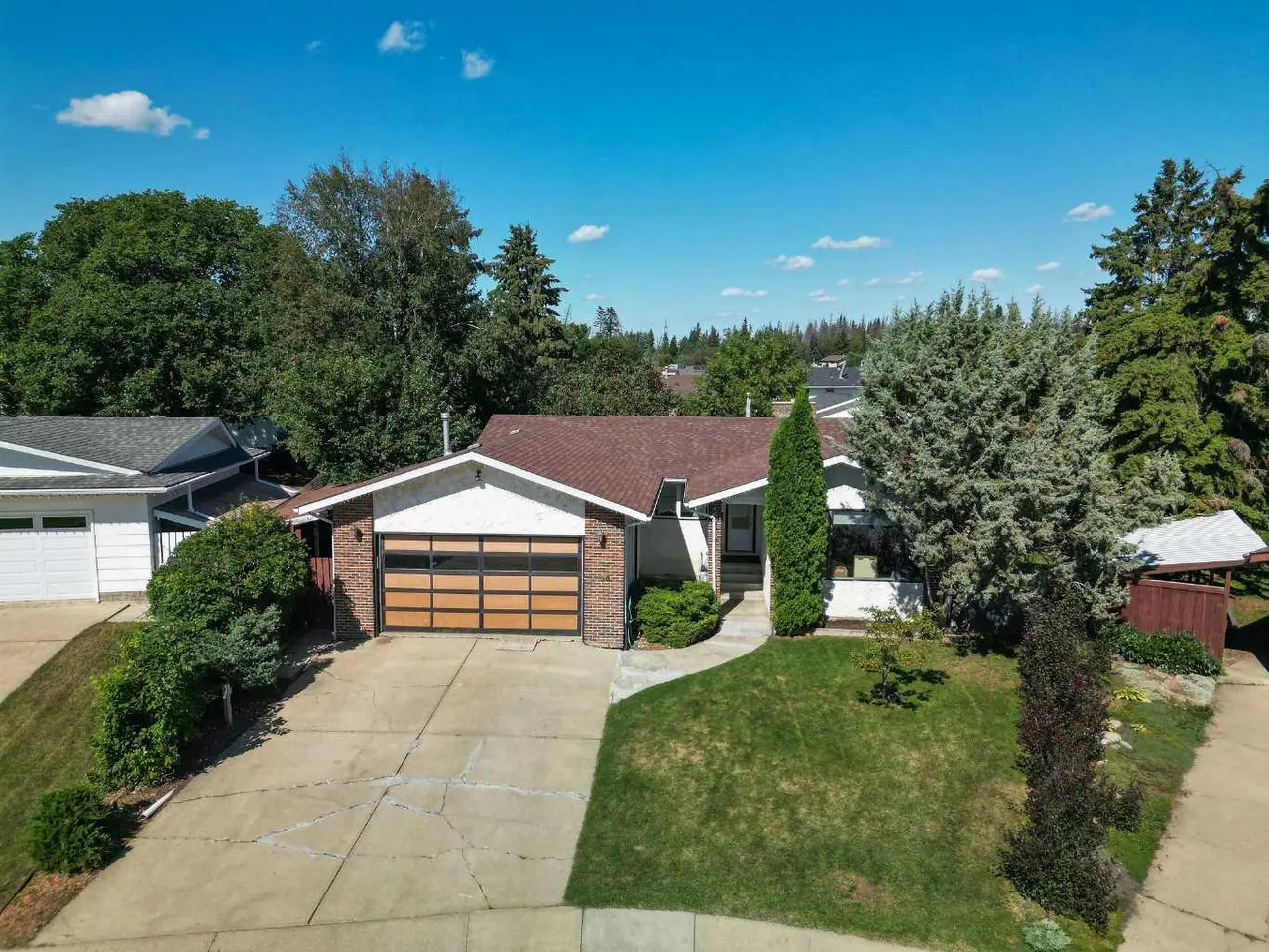 54 Patterson Crescent 