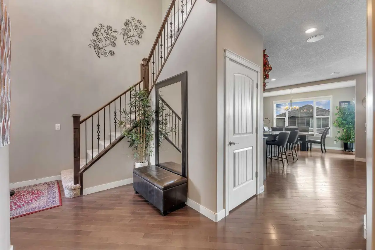 130 Brightonwoods Grove SE