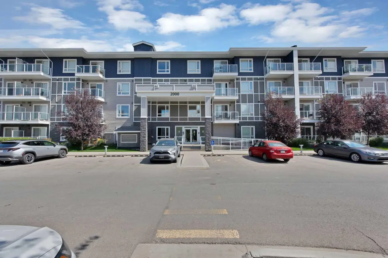 2101, 76 Cornerstone Passage NE