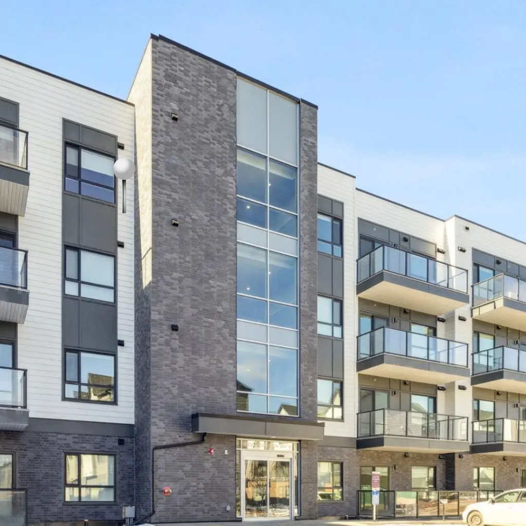 5202, 20295 Seton Way SE