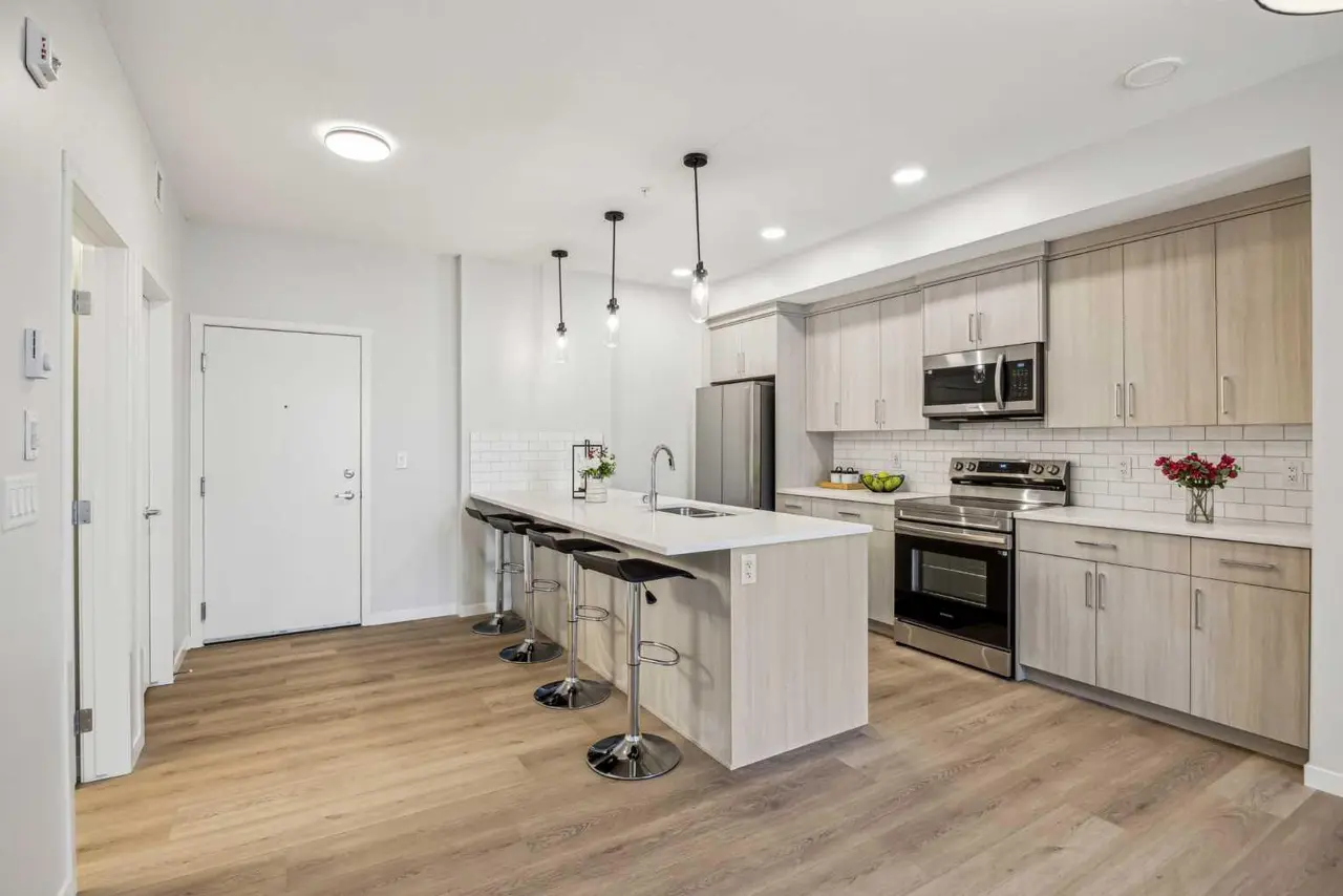 5202, 20295 Seton Way SE