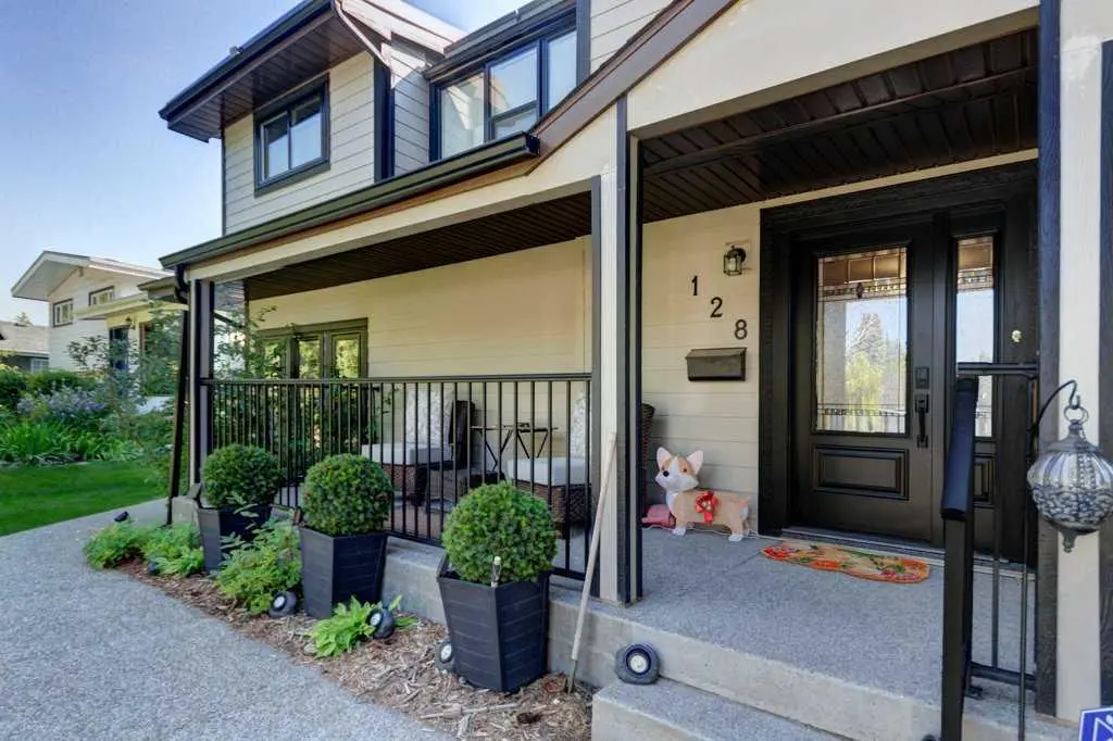 128 Chinook Drive SW