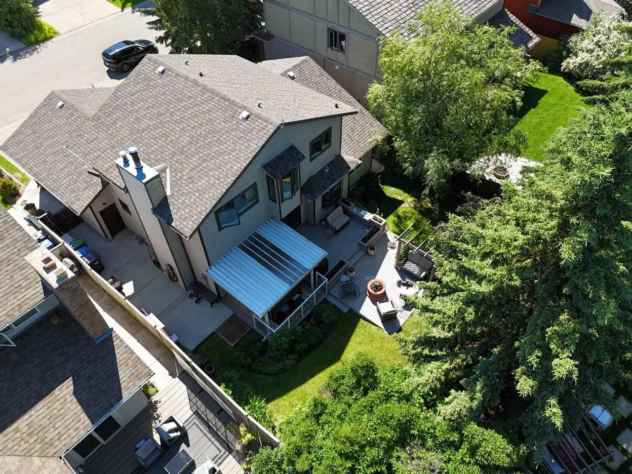 75 Deerbrook Road SE