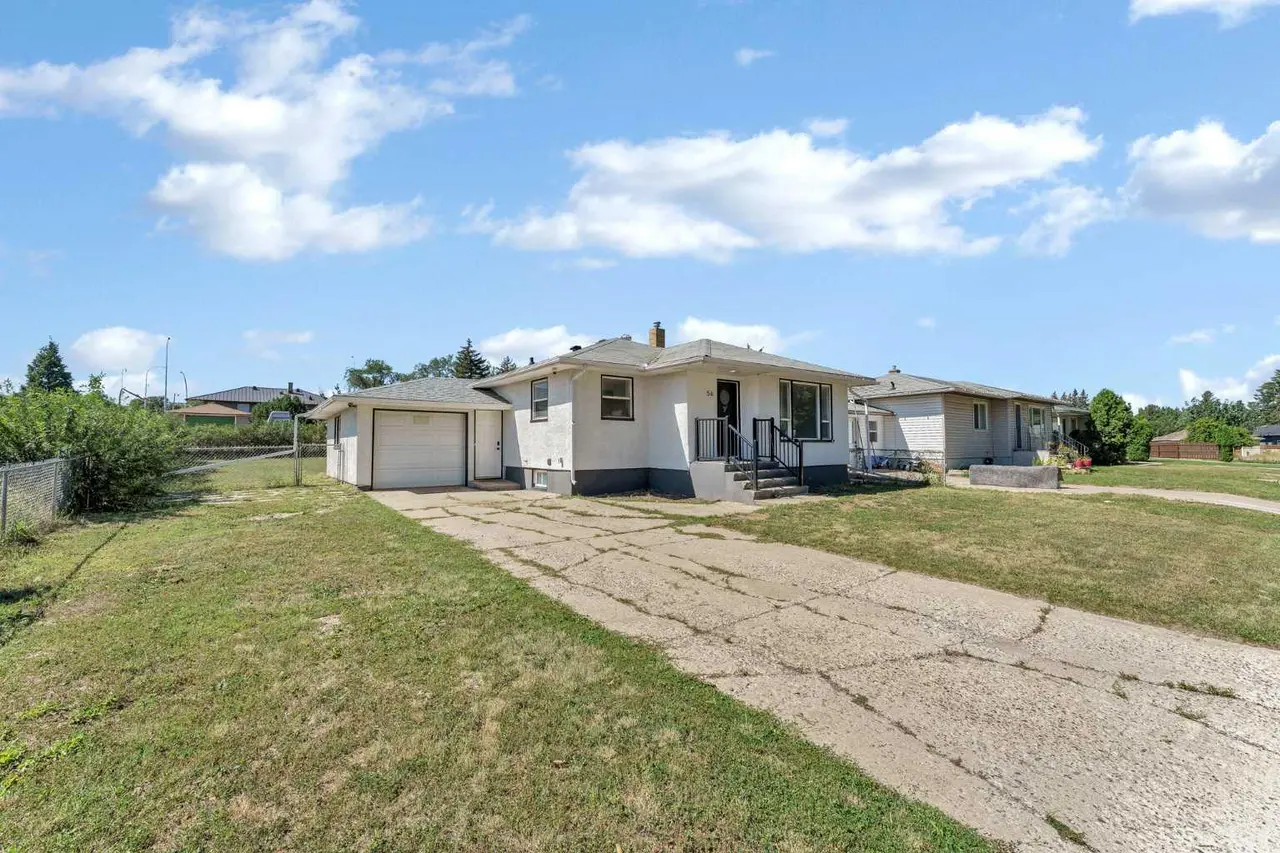 56 Robertson Way SW