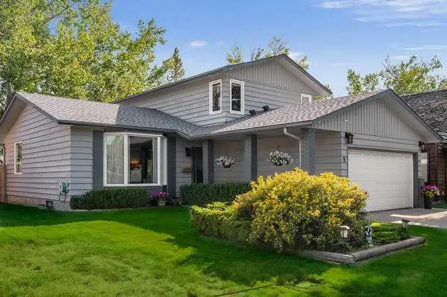 8 Deerbow Circle SE