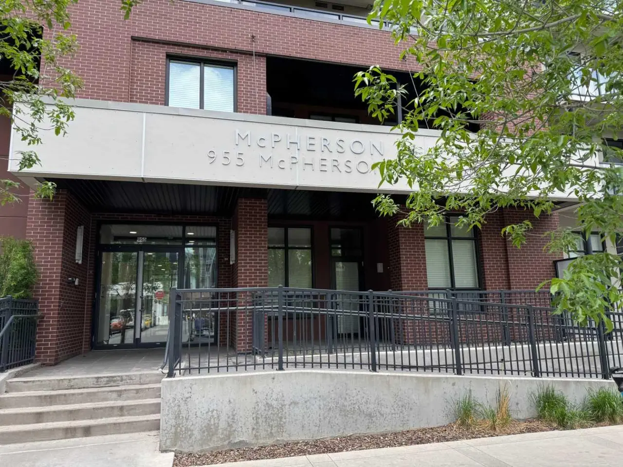 313, 955 Mcpherson Road NE