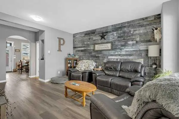 124 Kendrew Drive 