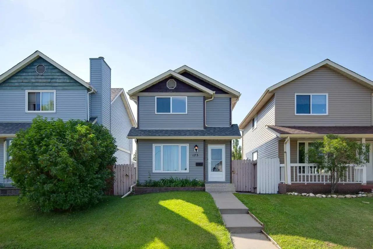 175 Castleridge Drive NE