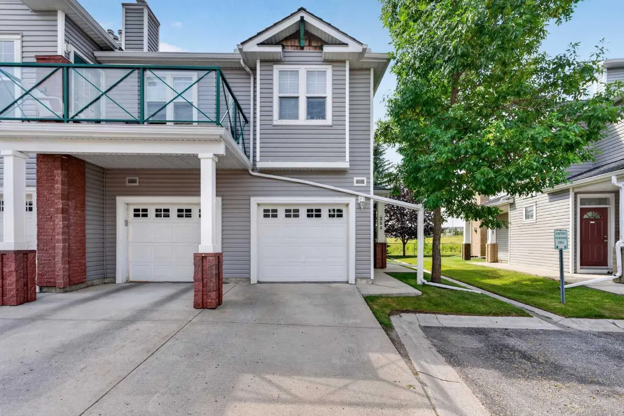 304, 39 Hidden Creek Place NW