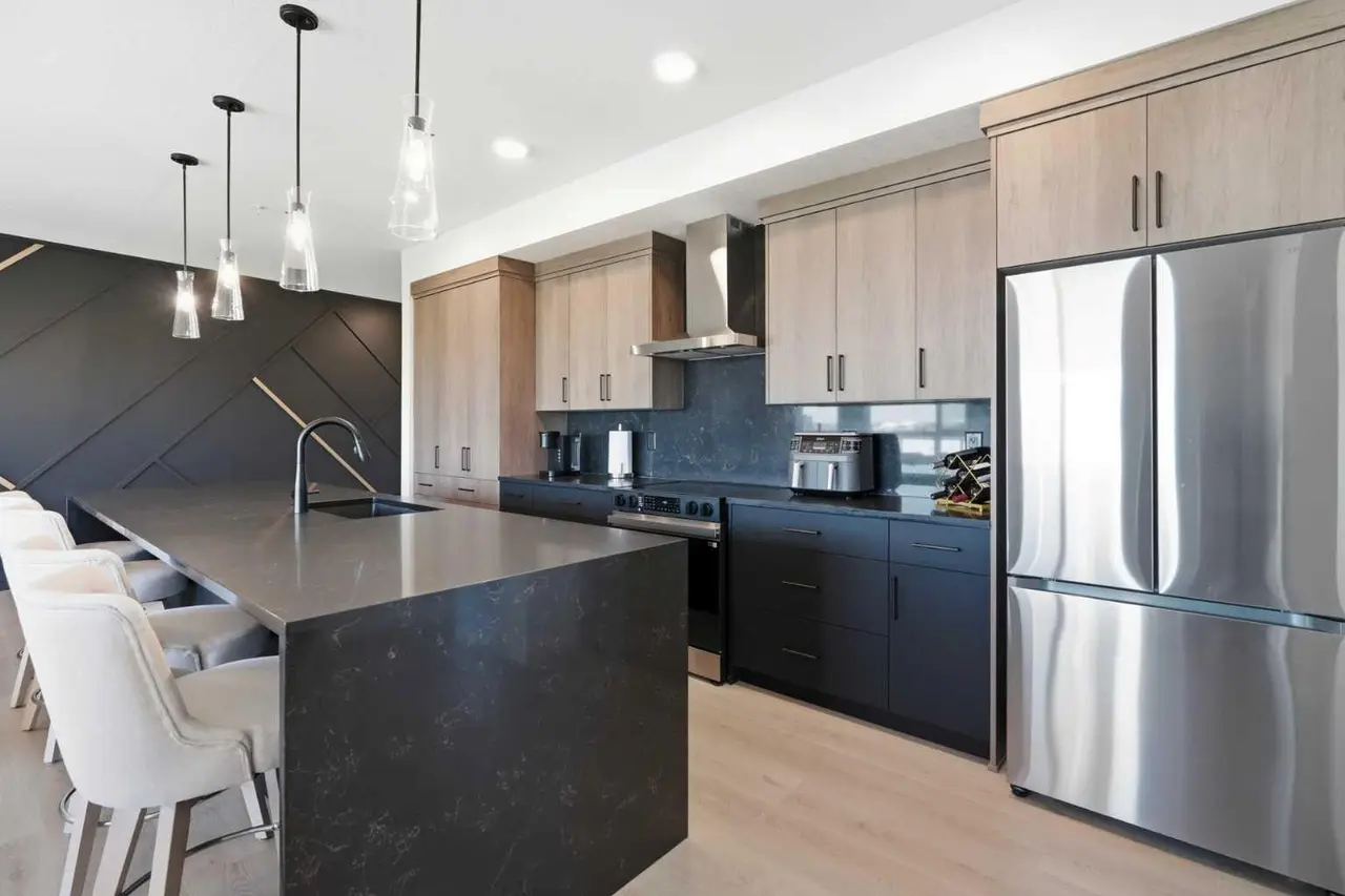 3409, 20295 Seton Way SE