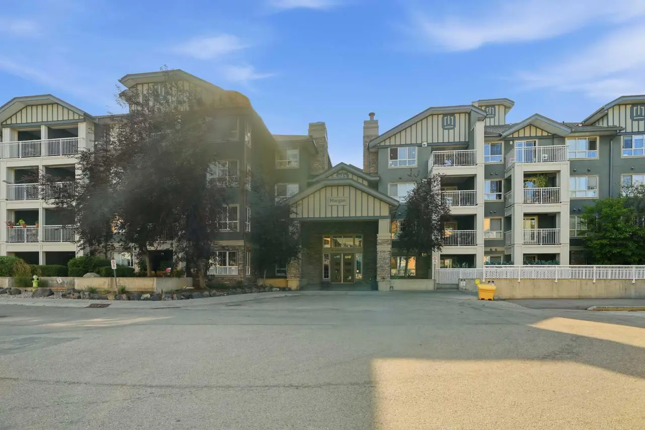 235, 35 Richard Court SW