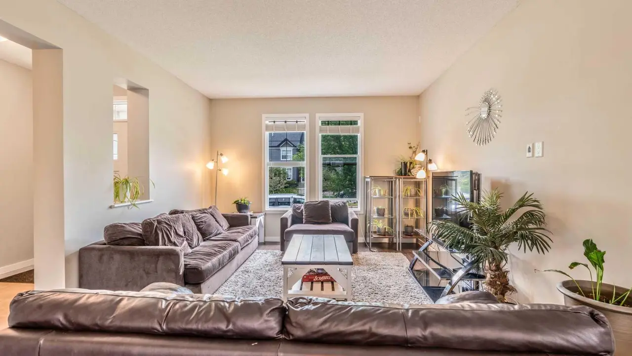 334 Chaparral Valley Drive SE