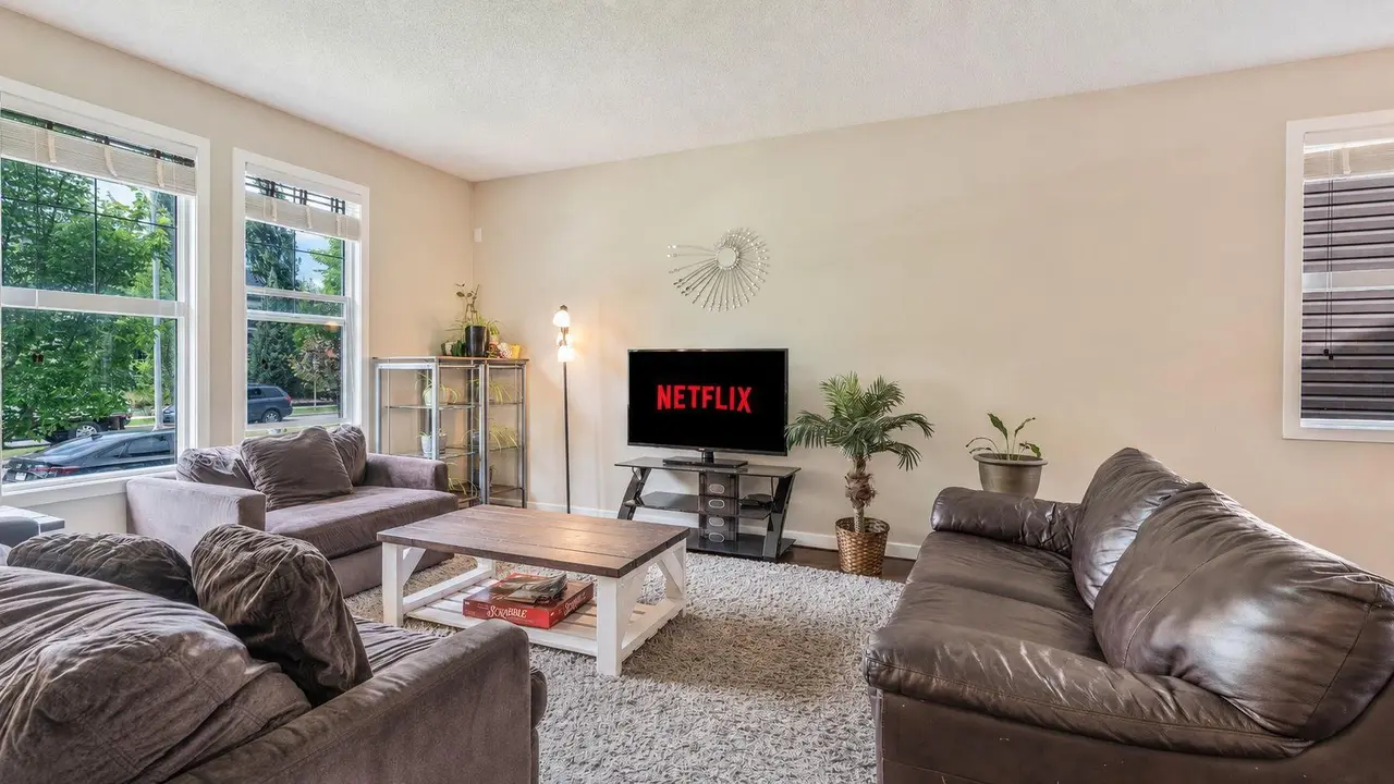 334 Chaparral Valley Drive SE