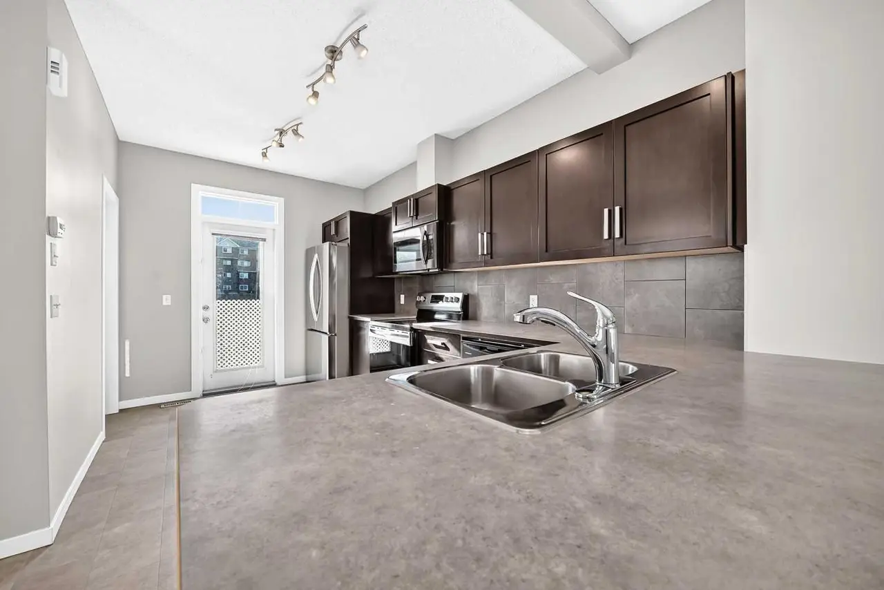 108 New Brighton Point SE