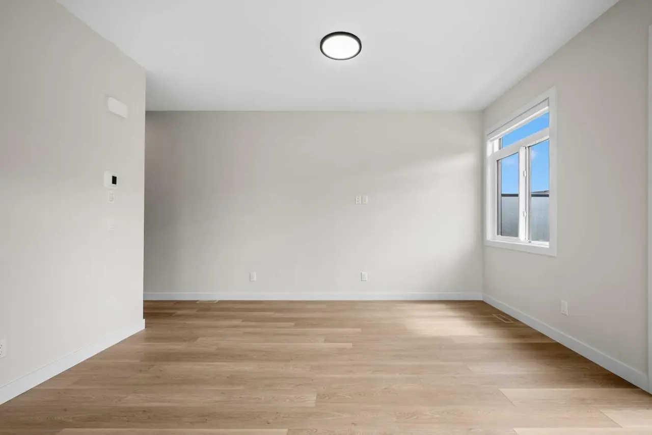 801, 4 Sage Hill Rise NW
