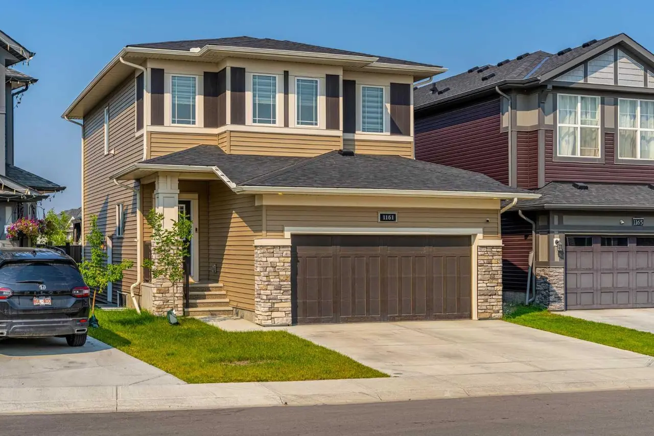 1161 Chinook Gate Bay SW