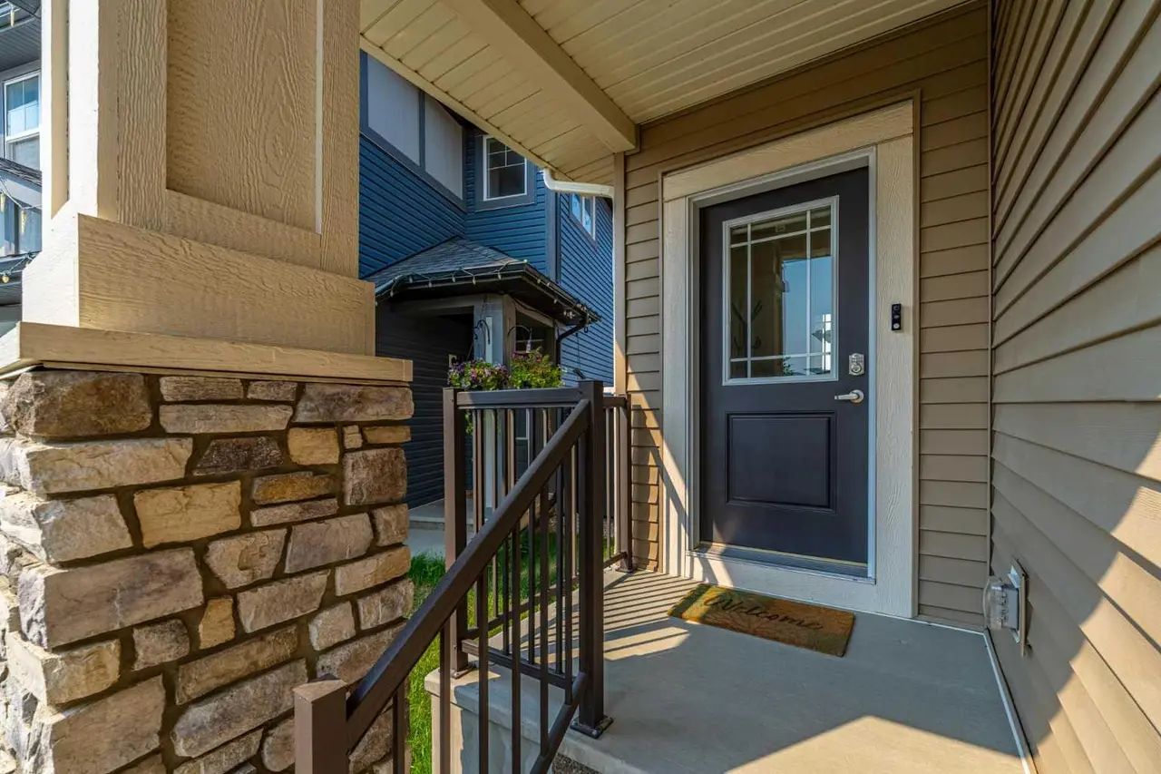 1161 Chinook Gate Bay SW