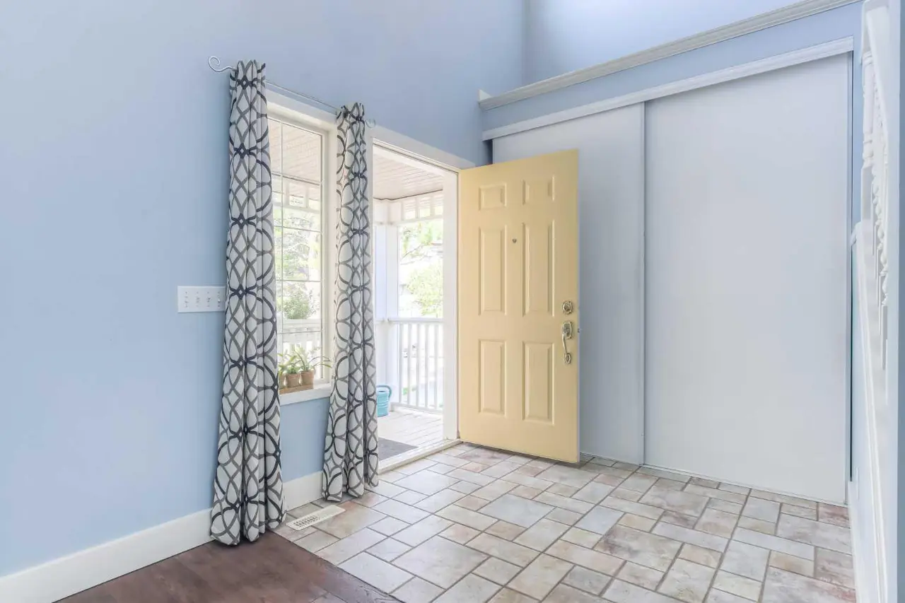 412 Springbank Place SW