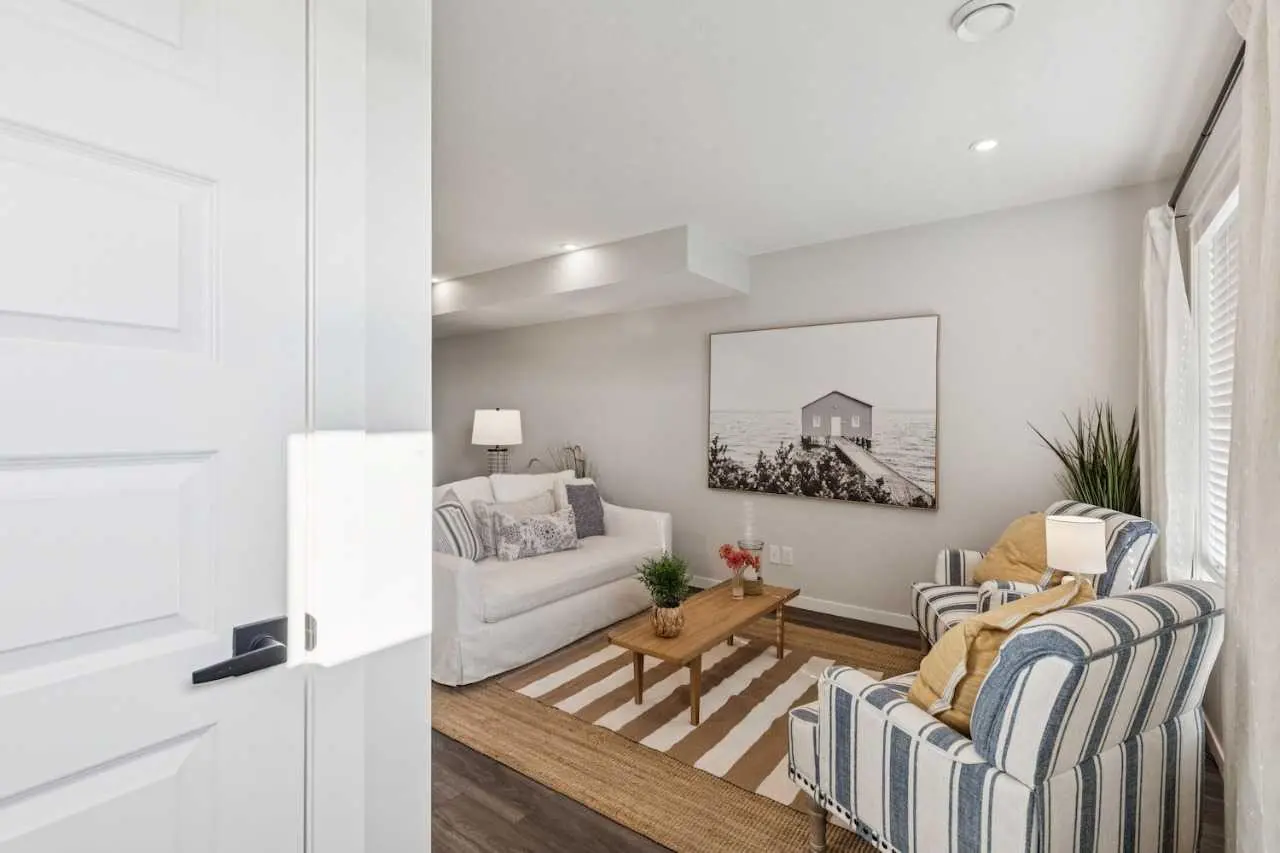 1203, 135 Mahogany Parade SE