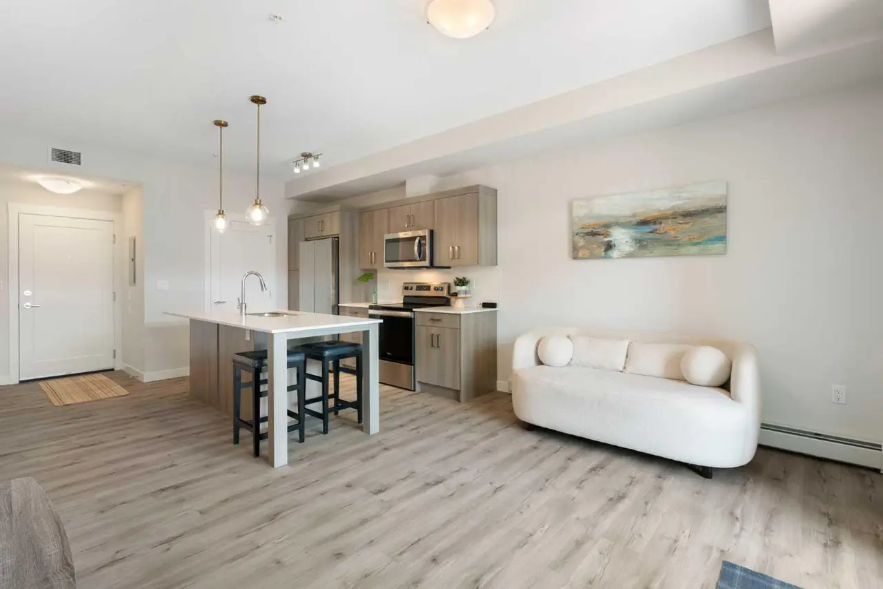 209, 25 Walgrove Walk SE