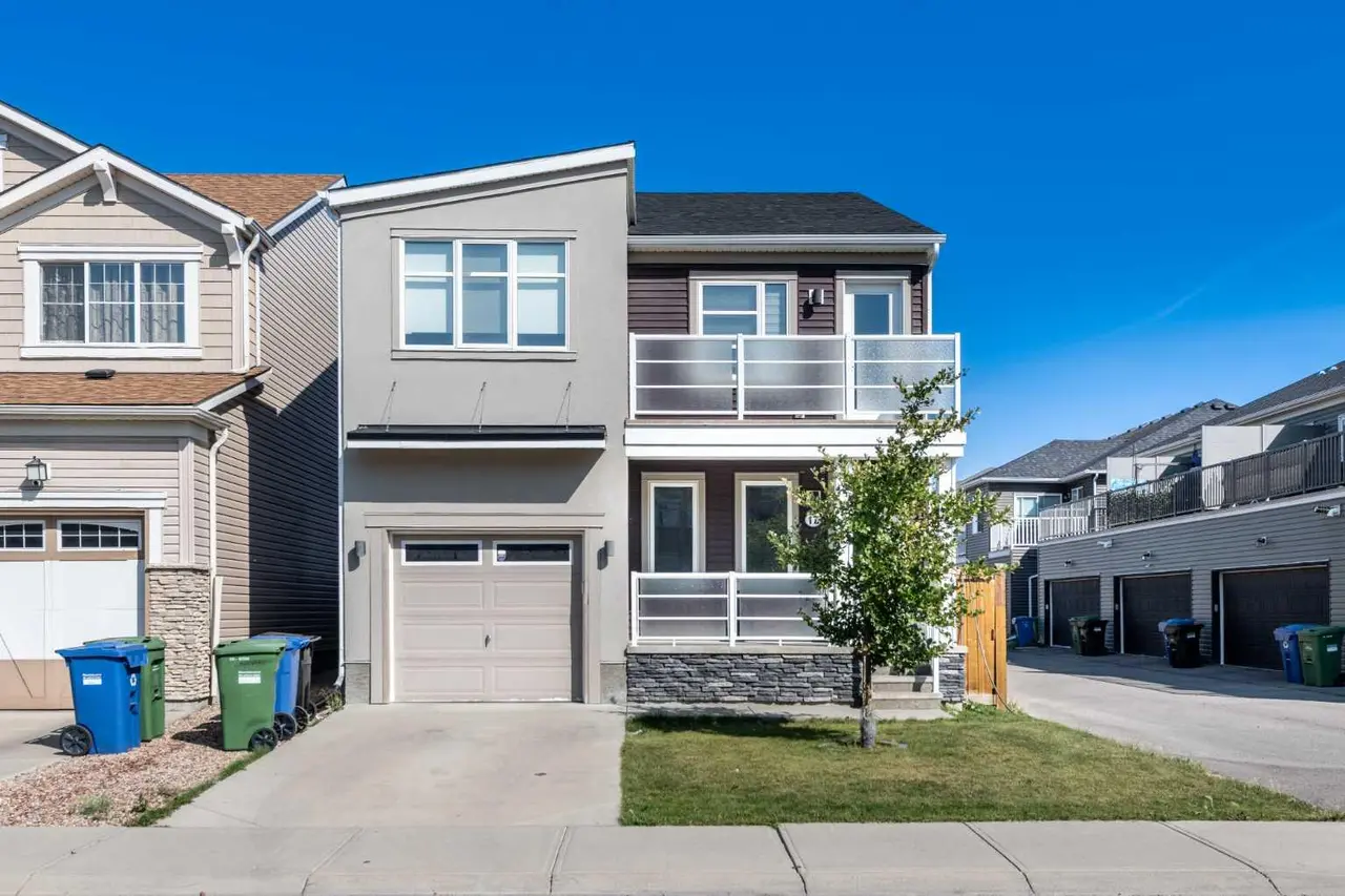 17 Cityscape View NE