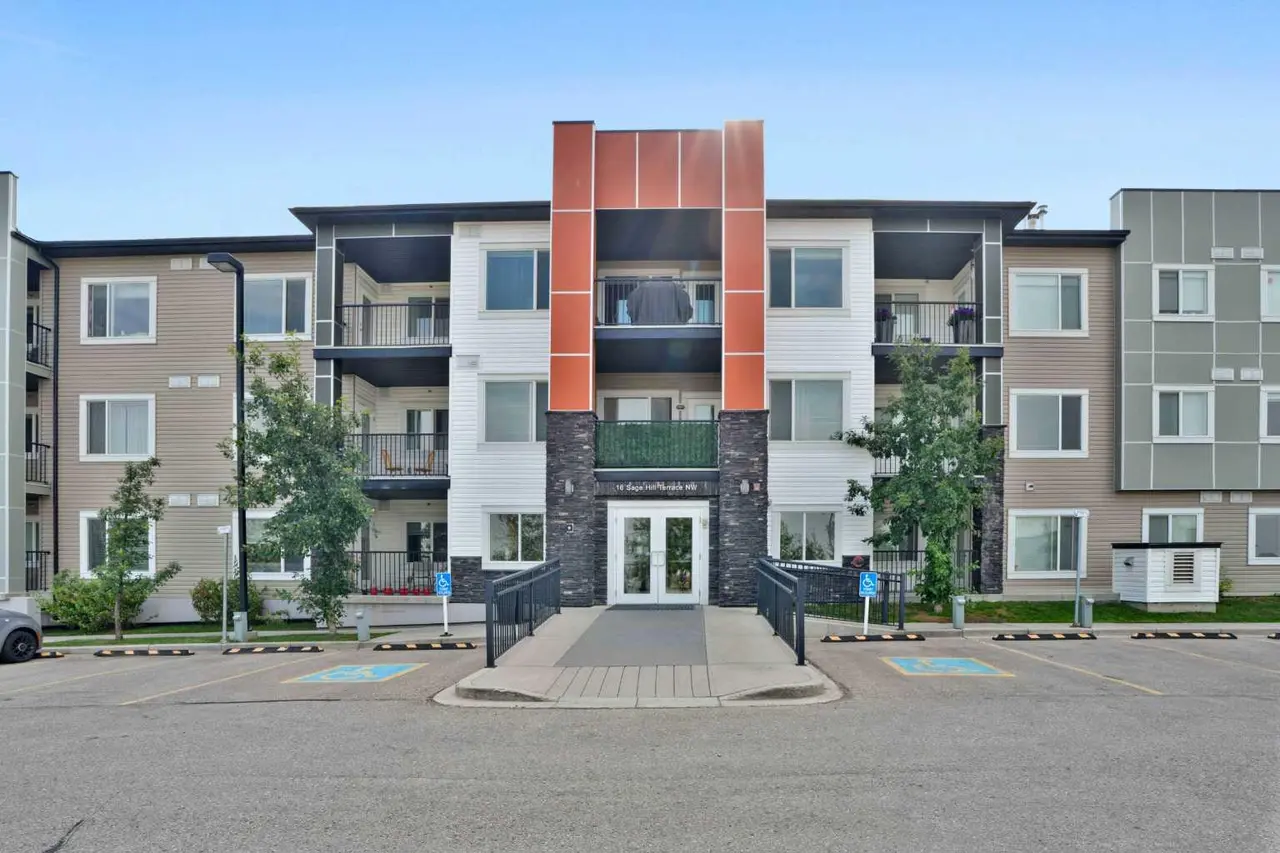 118, 16 Sage Hill Terrace NW