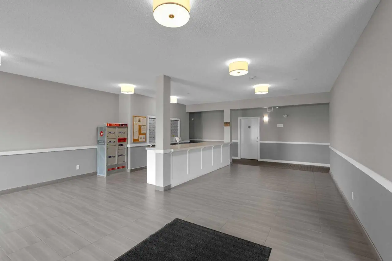 118, 16 Sage Hill Terrace NW