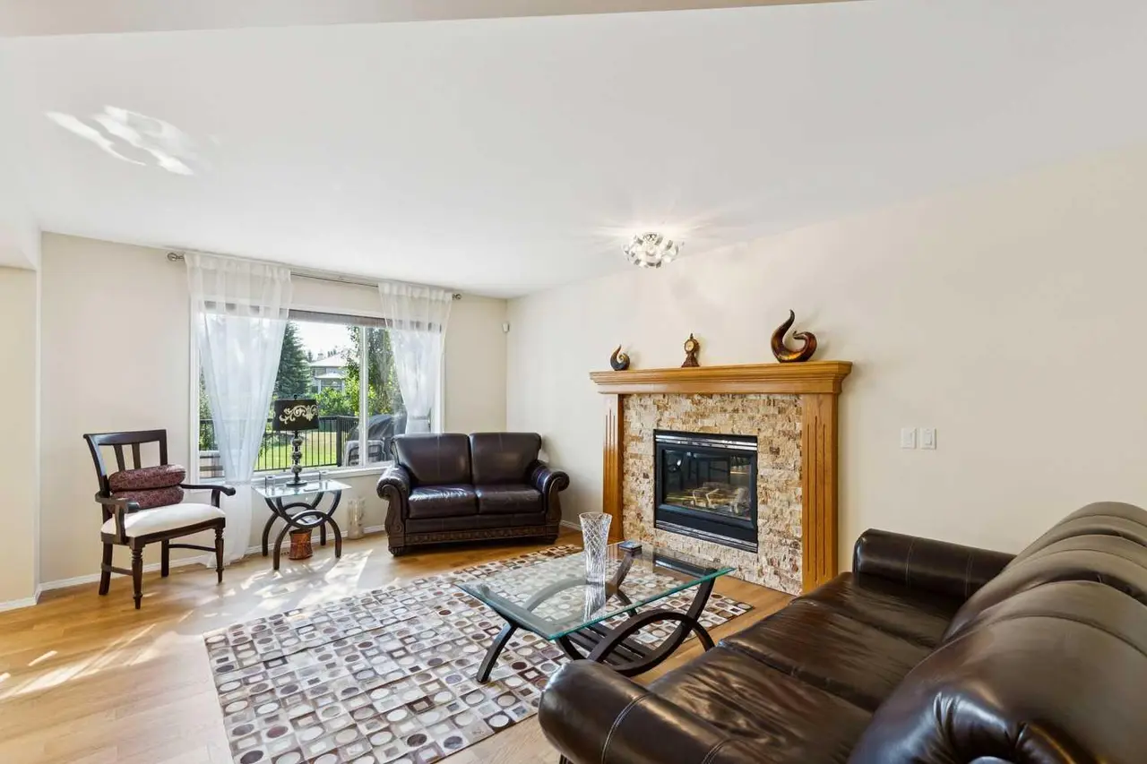 3766 Springbank Drive SW