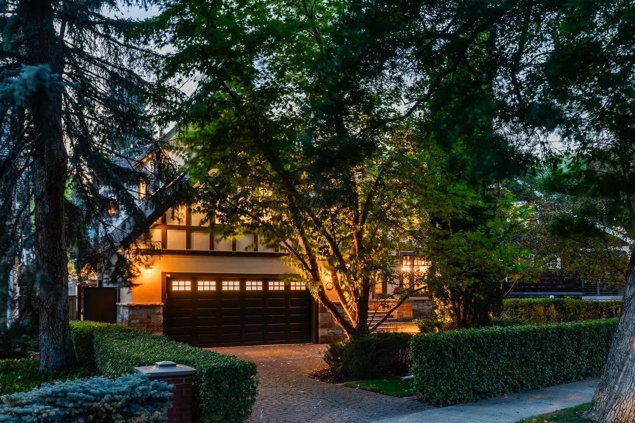 2703 Carleton Street SW