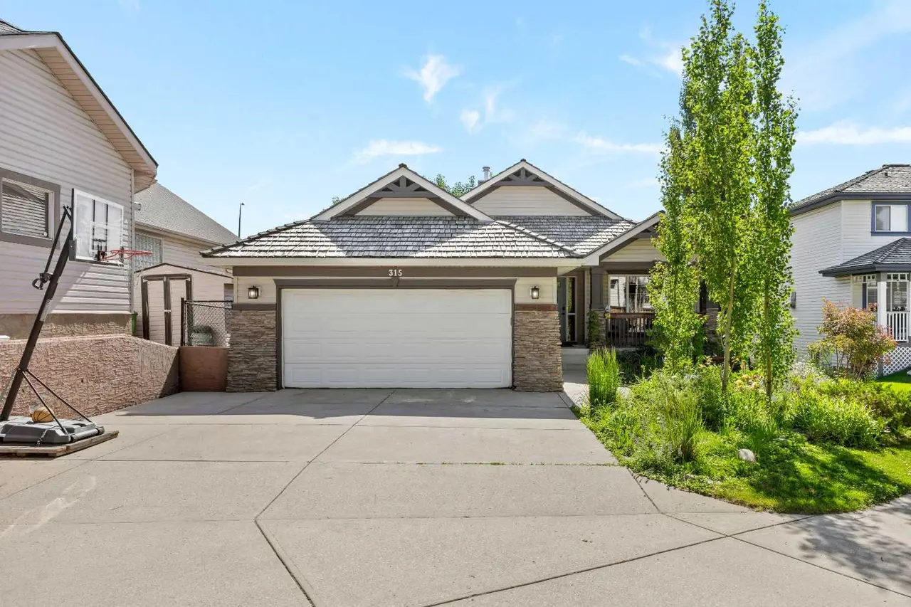 315 Rocky Ridge Bay NW