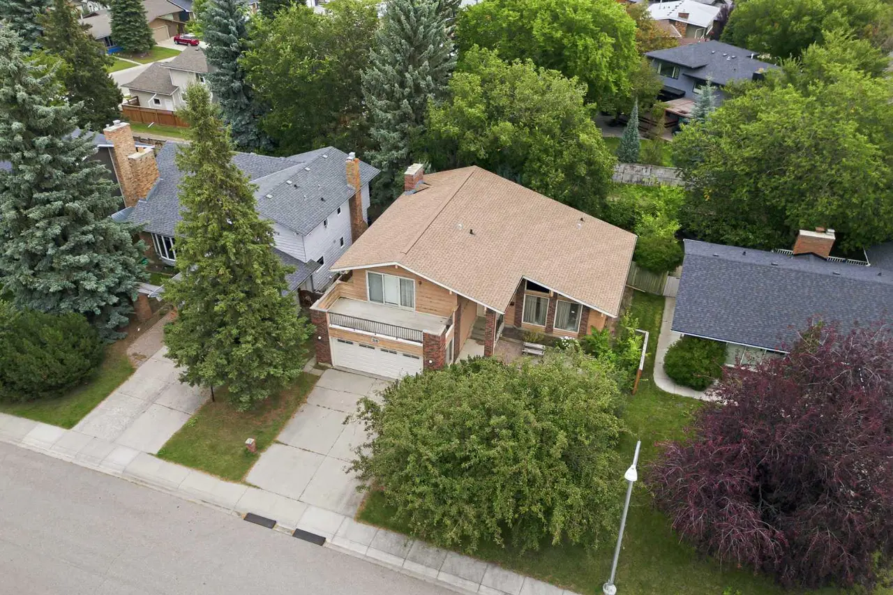316 Parkview Crescent SE
