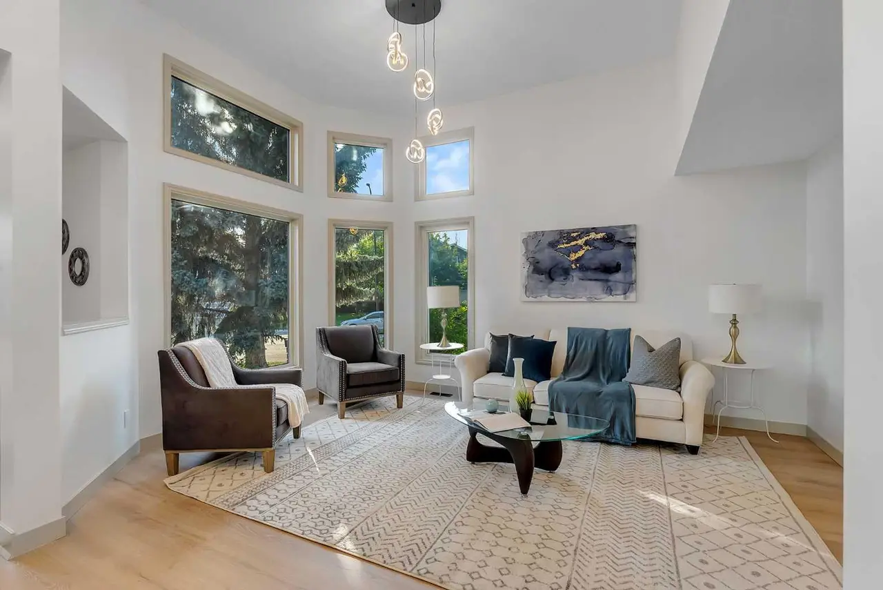 12 Diamond Terrace SE