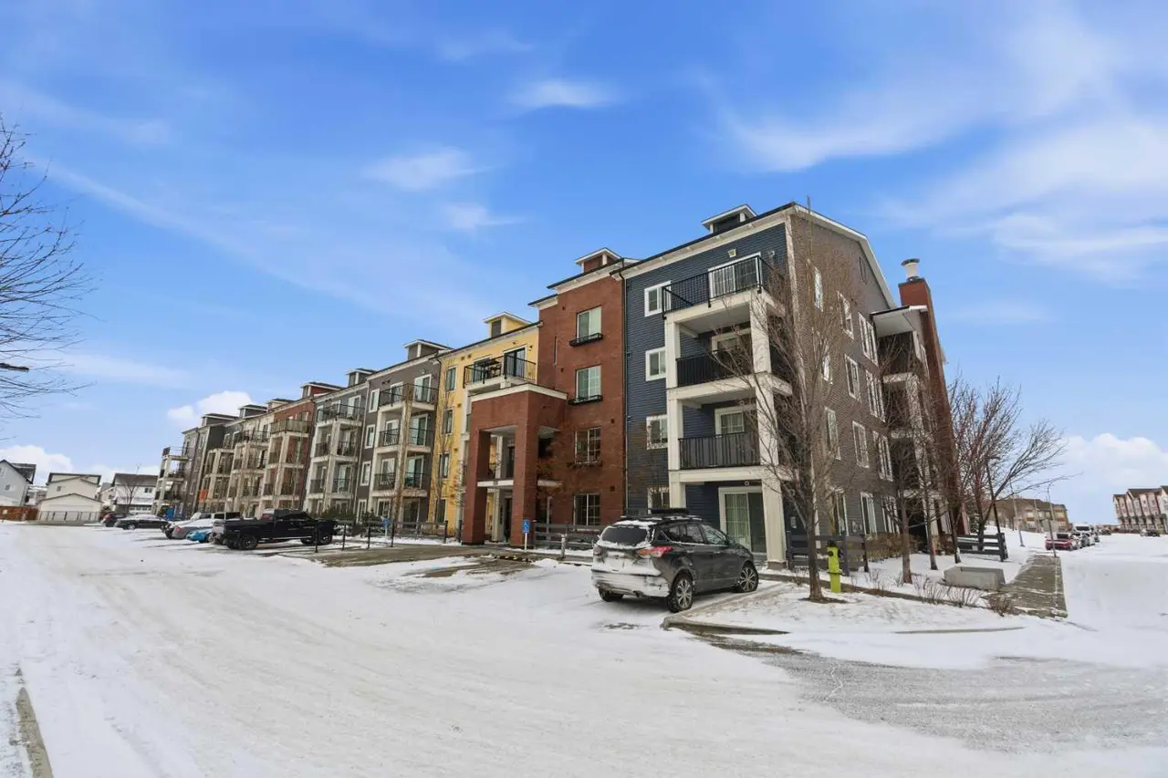 1411, 99 Copperstone Park SE