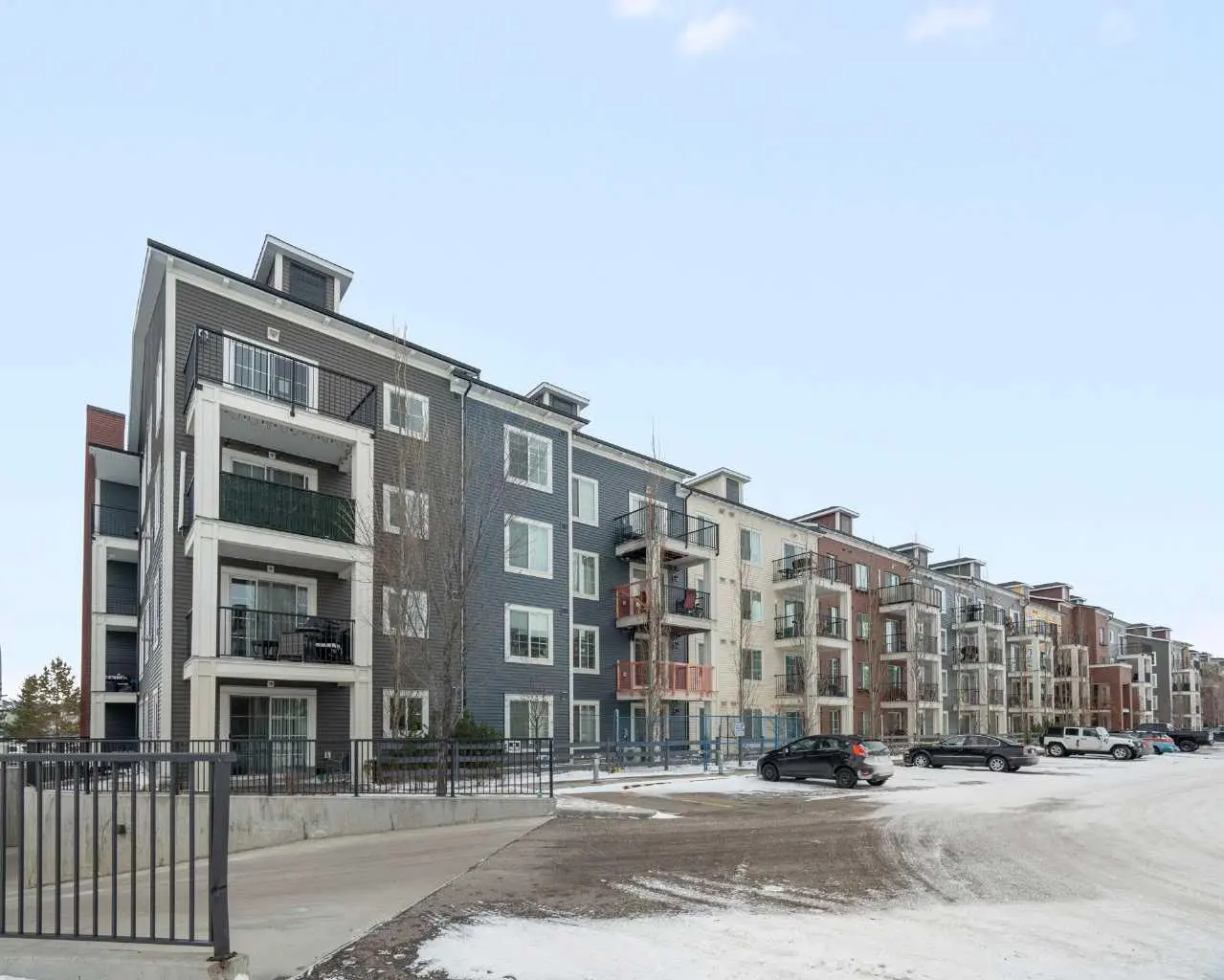 1411, 99 Copperstone Park SE