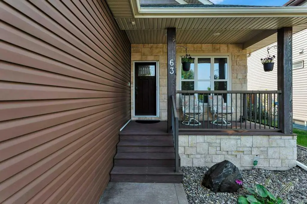 63 Carter Close 