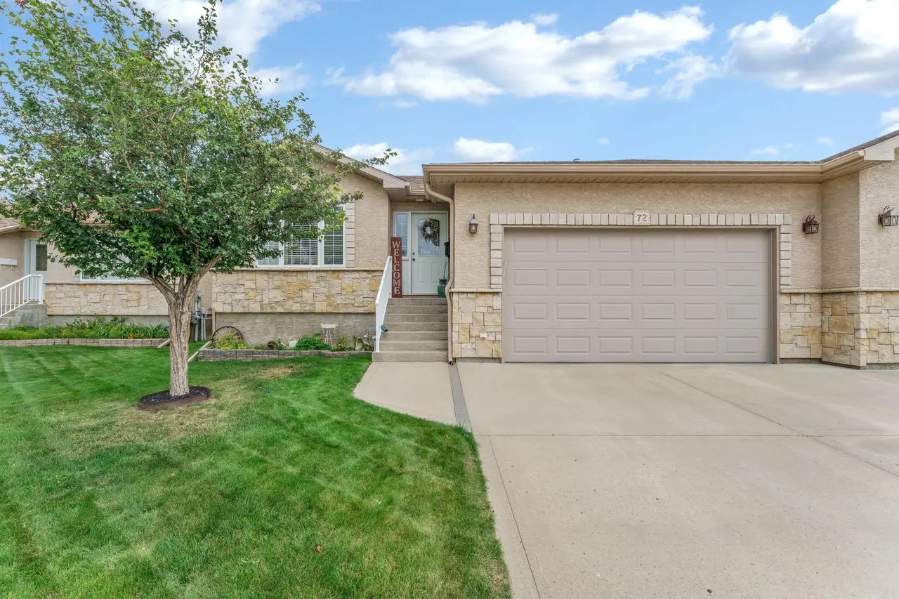 72 Sandstone Place SE