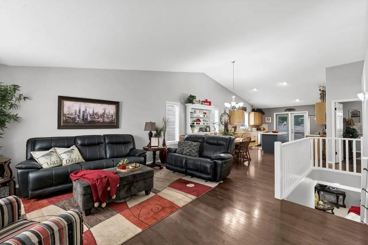 72 Sandstone Place SE