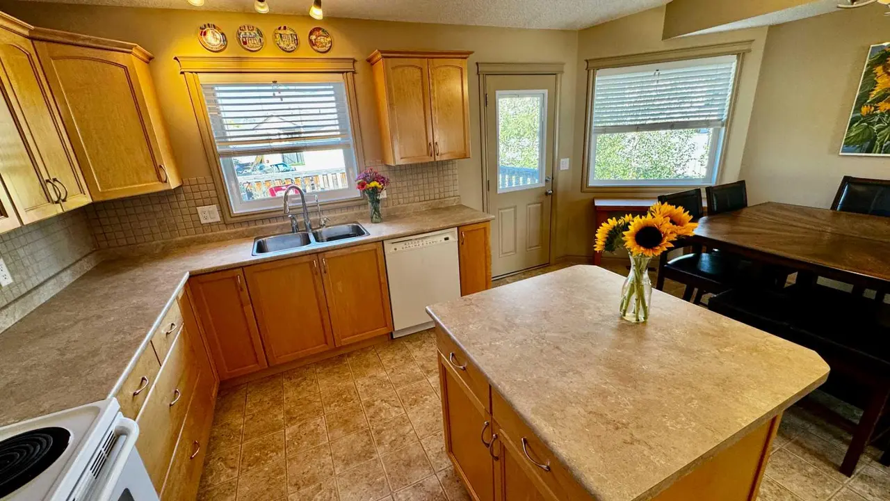 57 Pinnacle Heights 