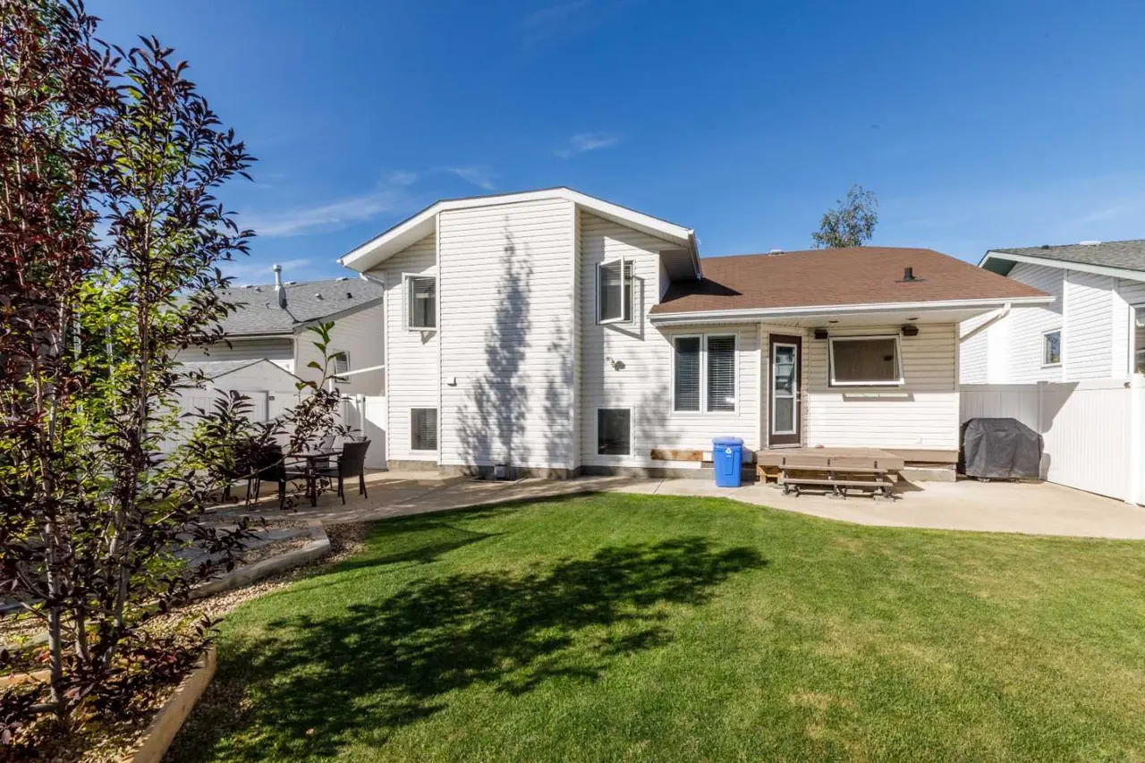 109 Doran Crescent 