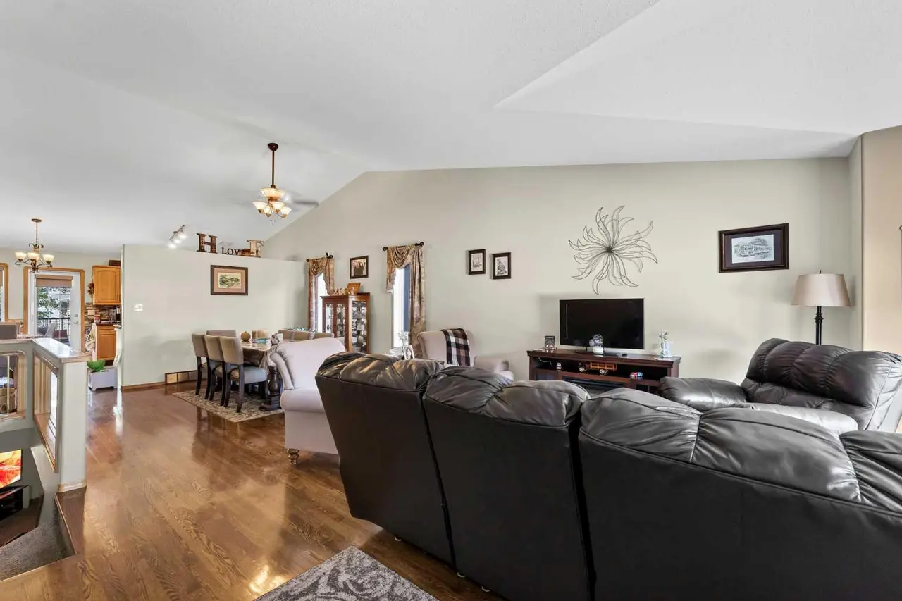 230 Park Meadows Drive SE