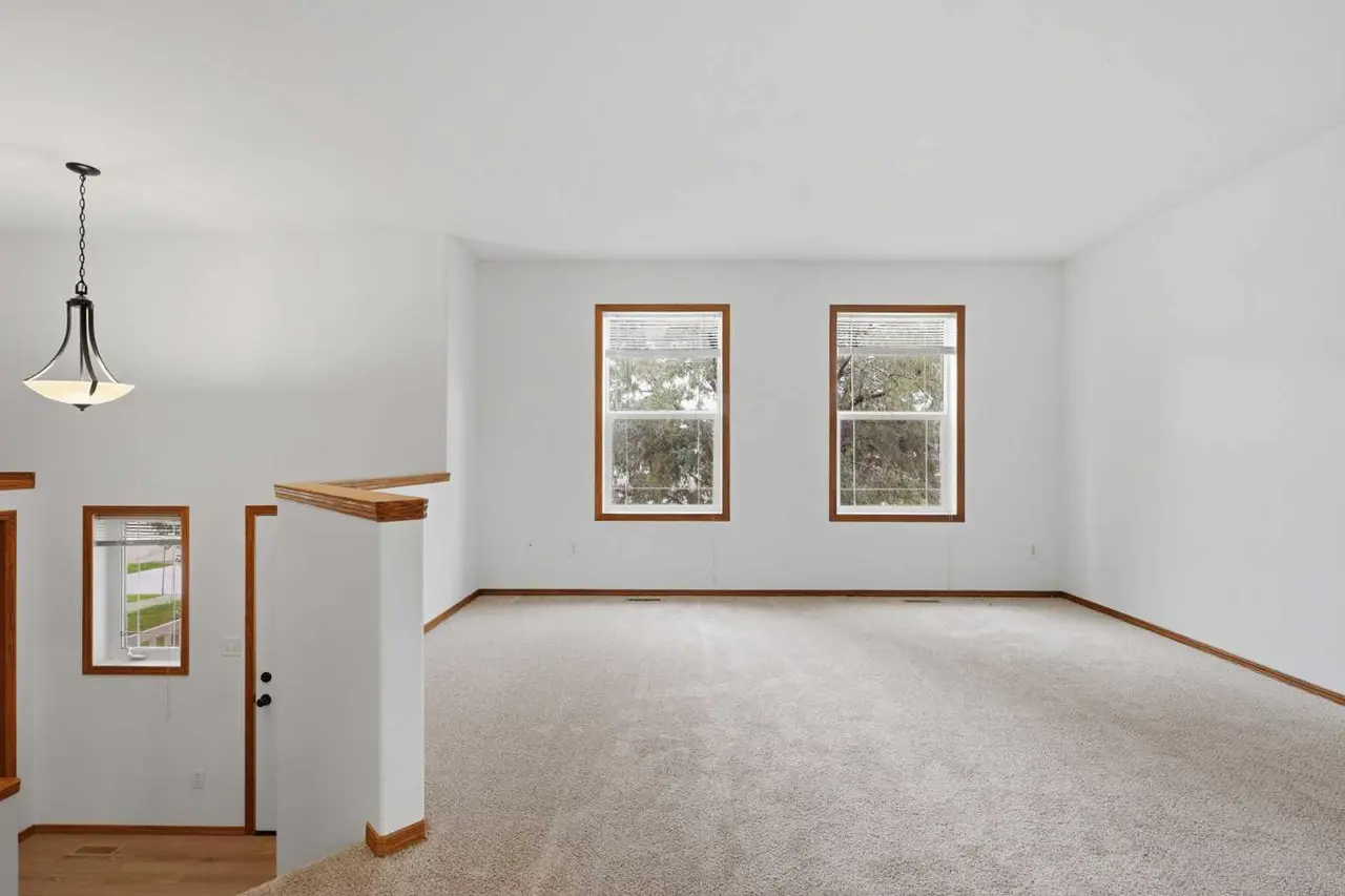 120 Kentwood Drive 