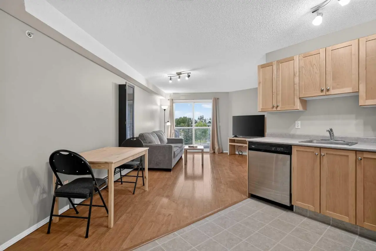 2307, 2518 Fish Creek Boulevard SW