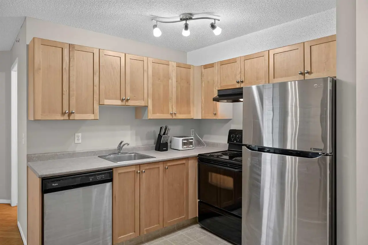 2307, 2518 Fish Creek Boulevard SW